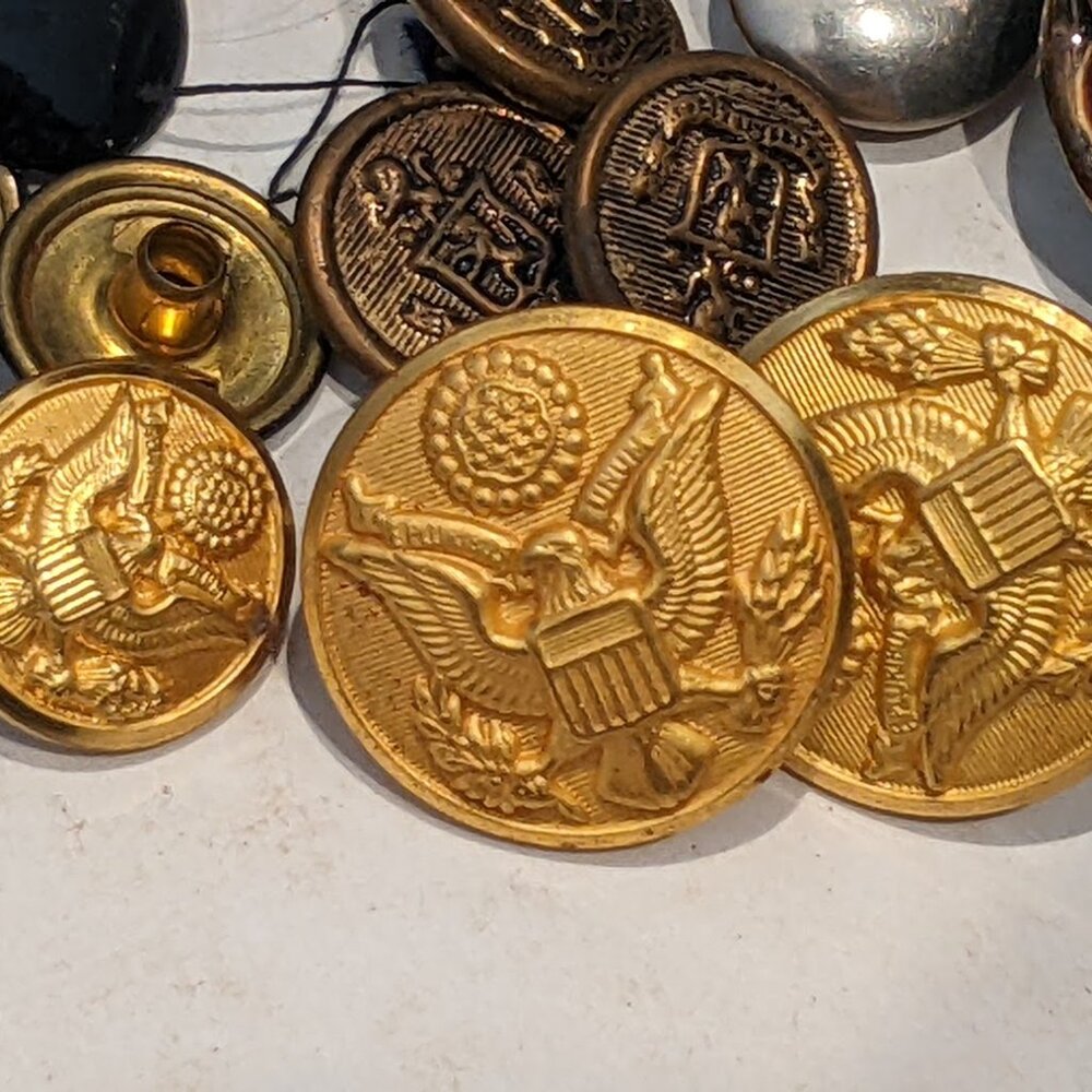 13.8oz Vintage Antique Button Brass Military Army Sailor Locket Mixed Sewing Lot - Picture 7 of 16